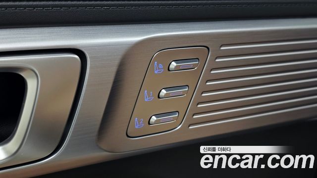 Hyundai Santafe 2024 — photo 33