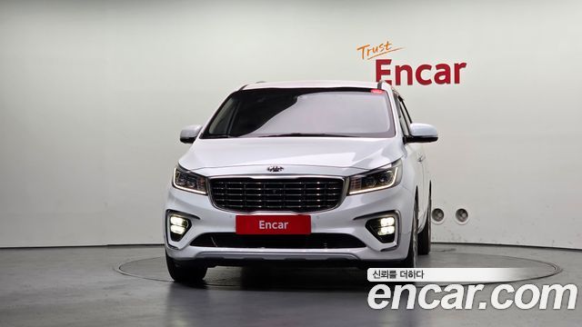 Kia Canival 2020 — photo 3