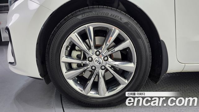 Kia Canival 2020 — photo 5