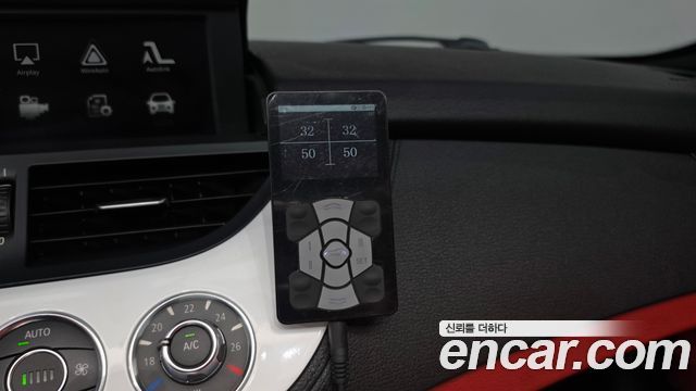BMW Z4 2013 — photo 16