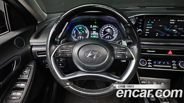 Hyundai Sonata 2023 — photo 20