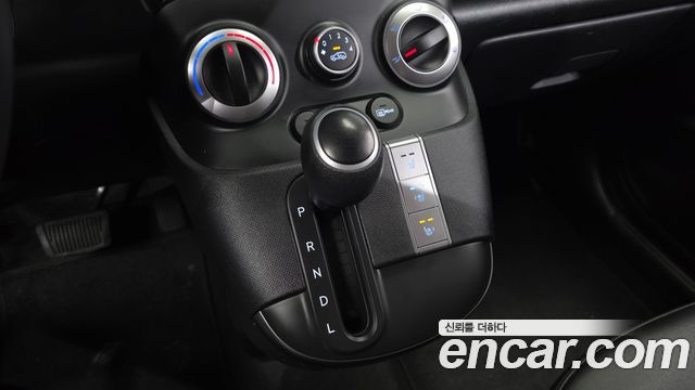 Hyundai Casper 2023 — photo 12