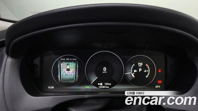 Jaguar F-PACE 2017 — photo 8