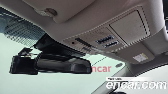 Jaguar F-PACE 2017 — photo 18