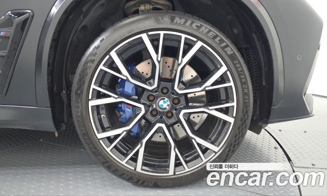 BMW X5M 2021 — photo 7