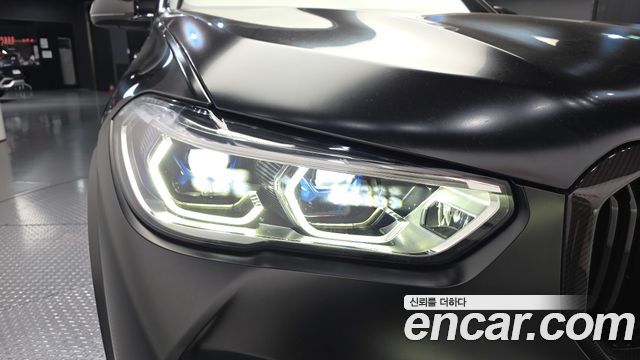 BMW X5M 2021 — photo 8