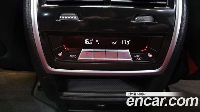 BMW X5M 2021 — photo 29
