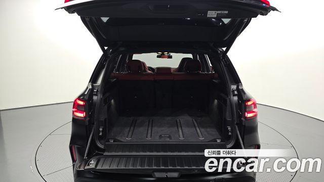 BMW X5M 2021 — photo 31