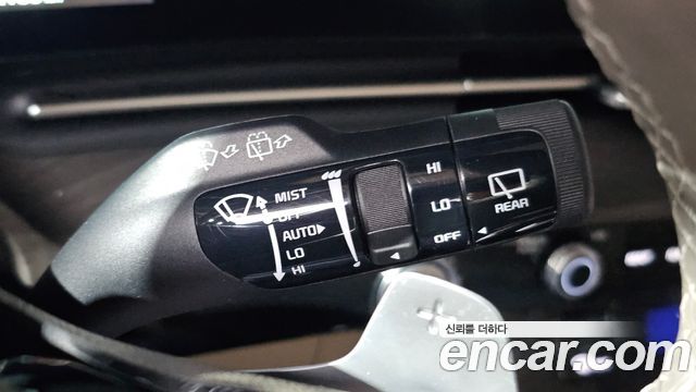 Kia Canival 2023 — photo 24