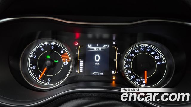 Jeep Cherokee 2019 — photo 11