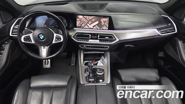 BMW X5 2021 — photo 10
