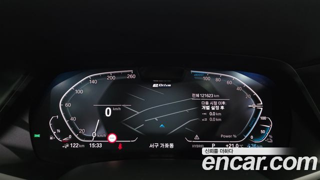 BMW X5 2021 — photo 11
