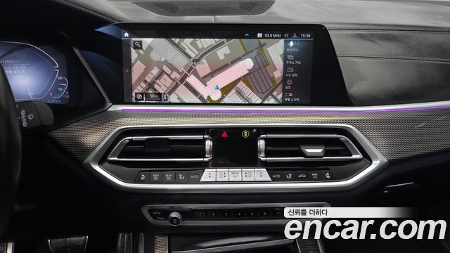BMW X5 2021 — photo 21