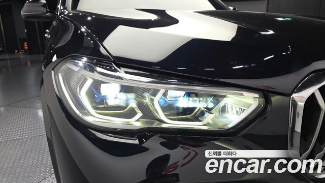 BMW X5 2021 — photo 8