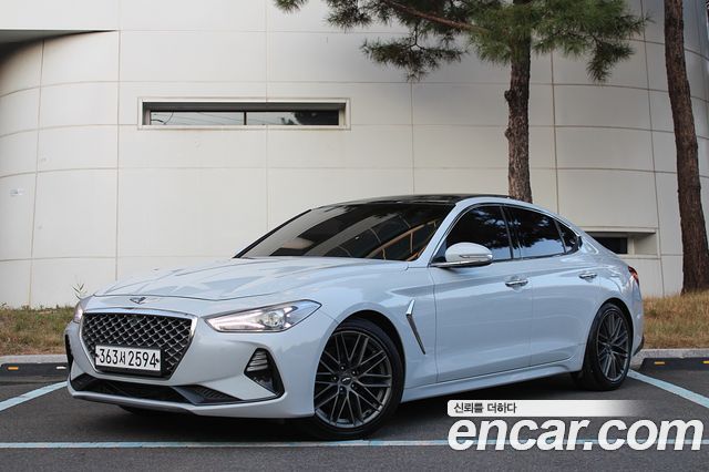 Genesis G70 2018 — photo 1