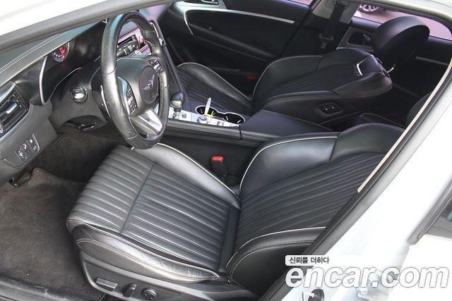 Genesis G70 2018 — photo 15