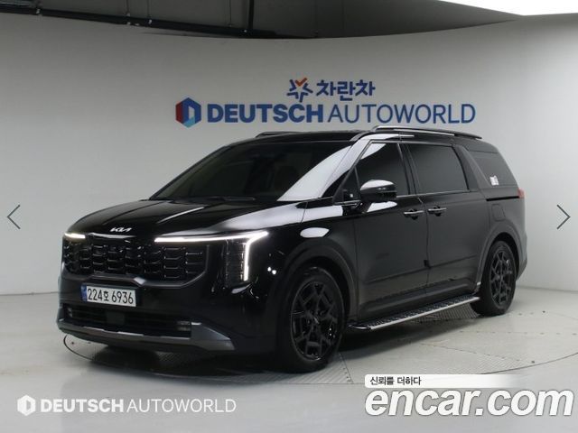 Kia Canival 2025 — photo 1