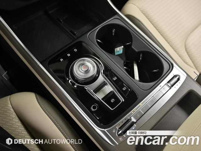 Kia Canival 2025 — photo 9