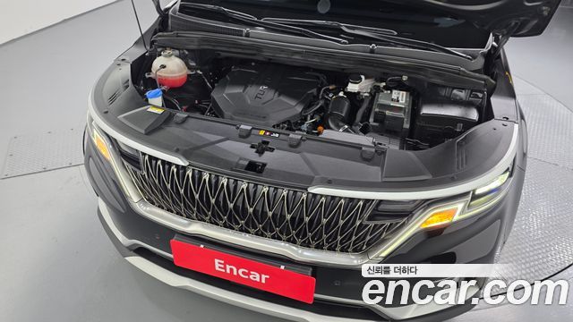 Kia Canival 2023 — photo 6
