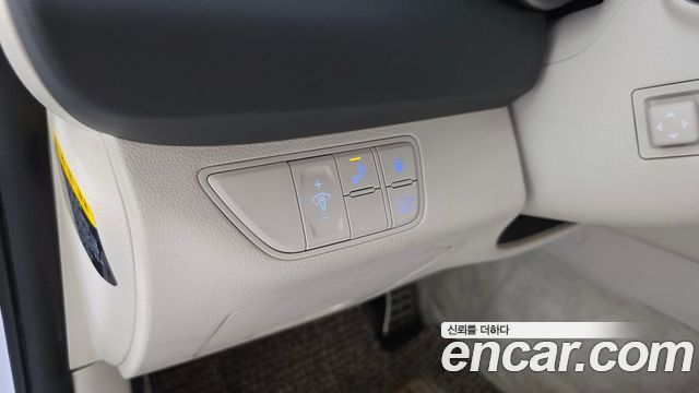 Genesis G70 2019 — photo 20