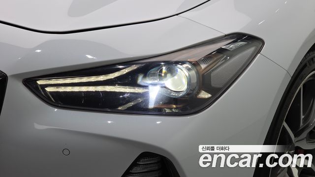 Genesis G70 2019 — photo 8
