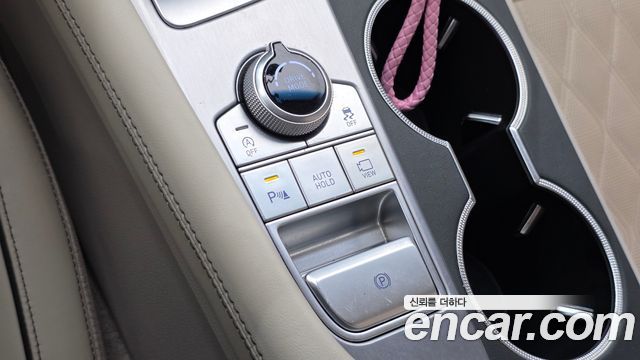 Genesis G70 2019 — photo 27