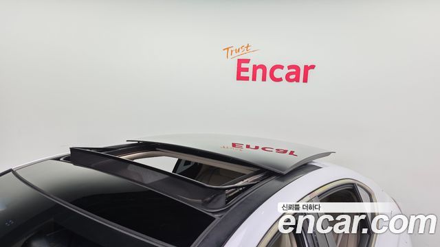 Genesis G70 2019 — photo 35