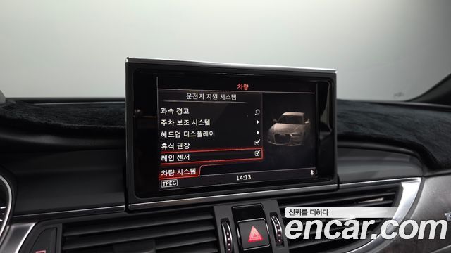 Audi A6 2018 — photo 16