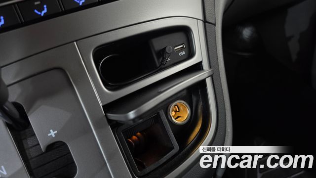 Hyundai Starex 2020 — photo 24