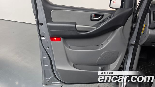 Hyundai Starex 2020 — photo 14
