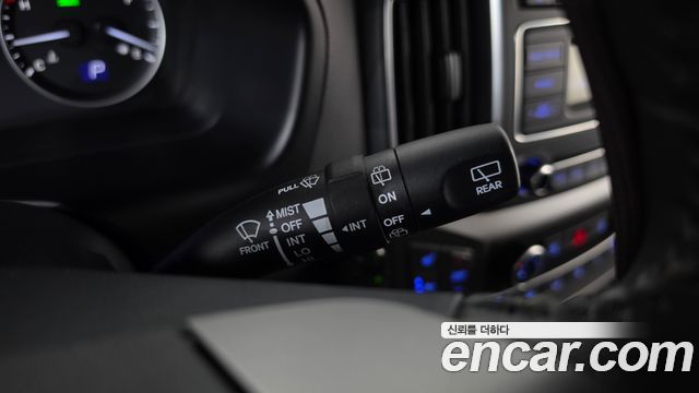 Hyundai Starex 2020 — photo 27