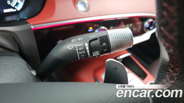 Genesis GV70 2023 — photo 26