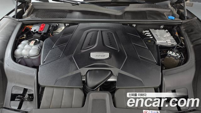 Porsche Cayenne 2023 — photo 6