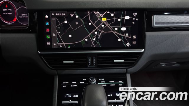 Porsche Cayenne 2023 — photo 19
