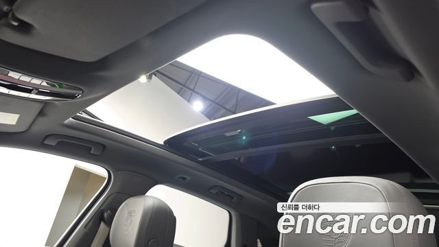 Porsche Cayenne 2023 — photo 23