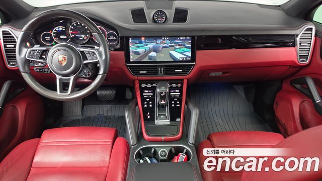 Porsche Cayenne 2020 — photo 7