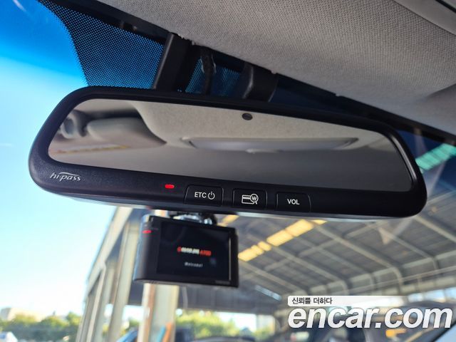 Hyundai AVANTE 2013 — photo 14