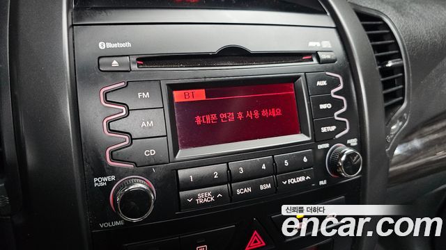 Kia Sorento 2011 — photo 16