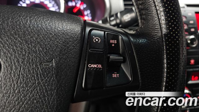 Kia Sorento 2011 — photo 18