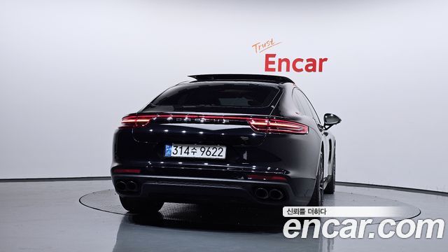 Porsche Panamera 2018 — photo 4
