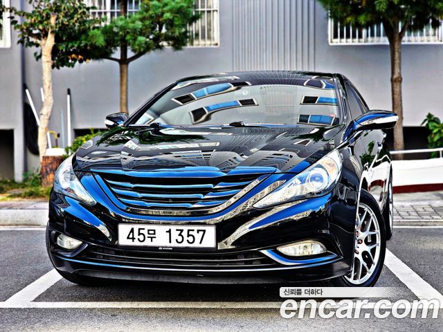 Hyundai Sonata 2010 — photo 2
