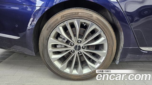 Kia K9 2022 — photo 5
