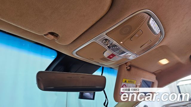 Kia K9 2022 — photo 17