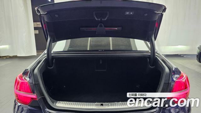 Kia K9 2022 — photo 20