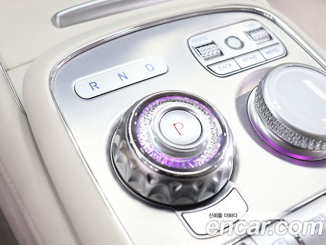 Genesis G90 2022 — photo 9