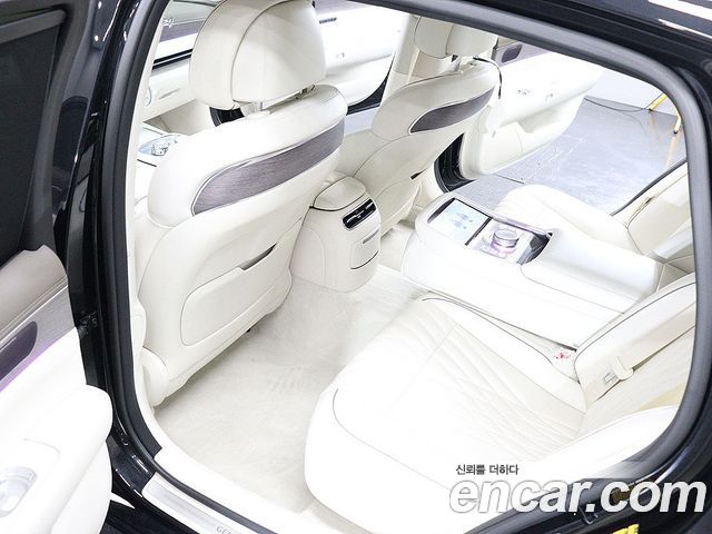 Genesis G90 2022 — photo 11