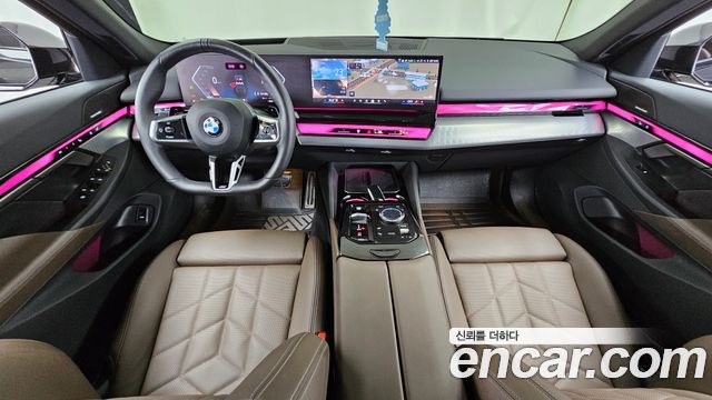 BMW 5-Series 2025 — photo 10