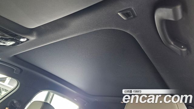 BMW 5-Series 2025 — photo 24