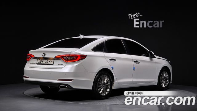 Hyundai Sonata 2015 — photo 2
