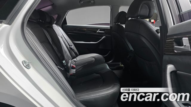 Hyundai Sonata 2015 — photo 11